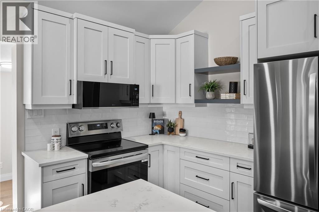 1041 SHEPHERD'S Drive - 14