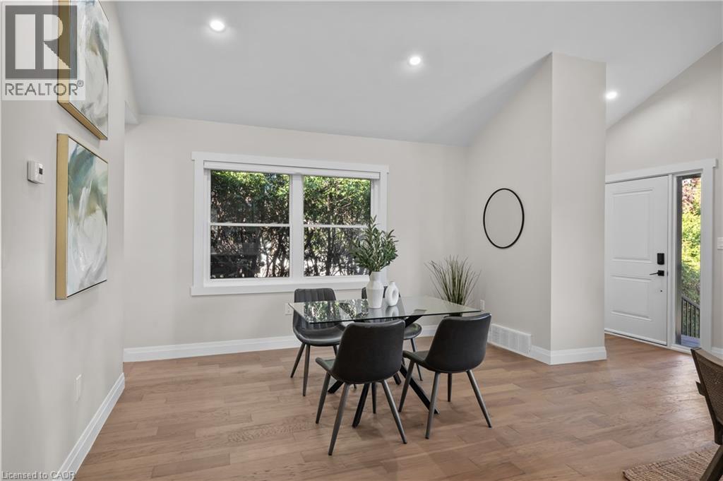 1041 SHEPHERD'S Drive - 16