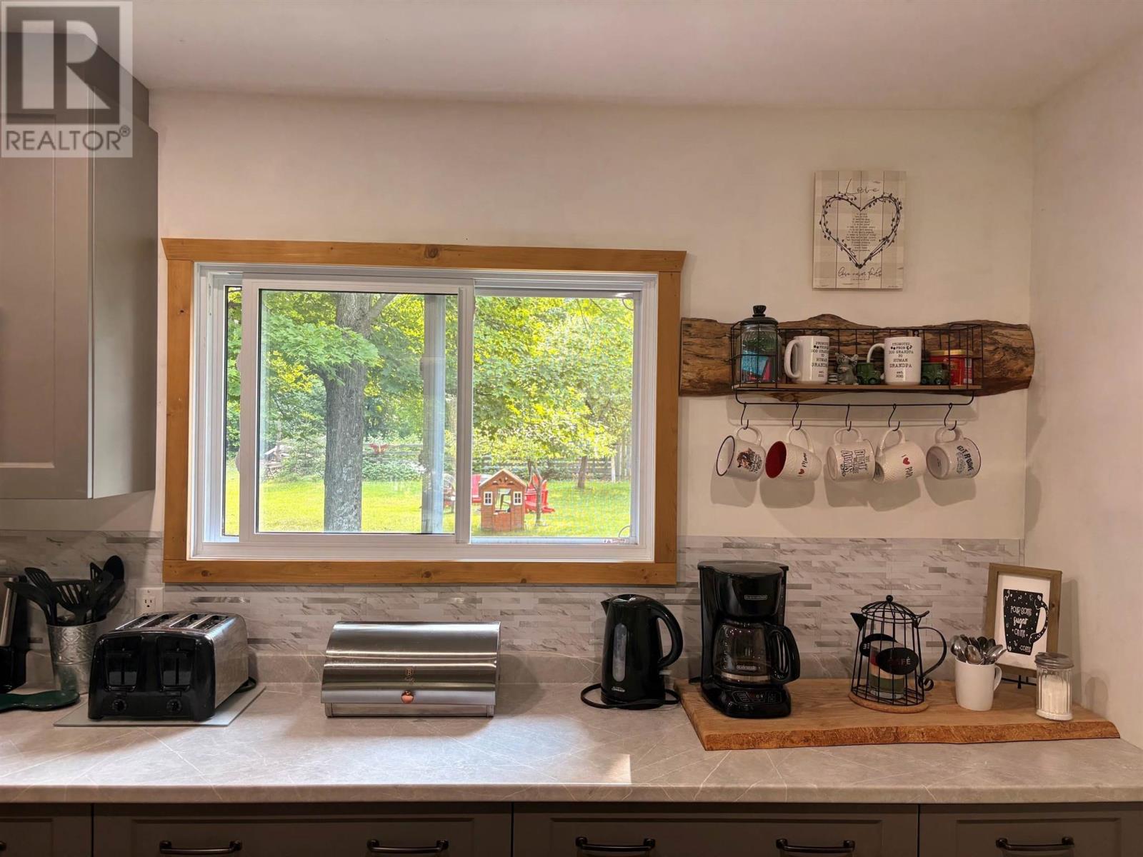 3035 Canoe Point RD, 3035 Canoe Point Road - 12