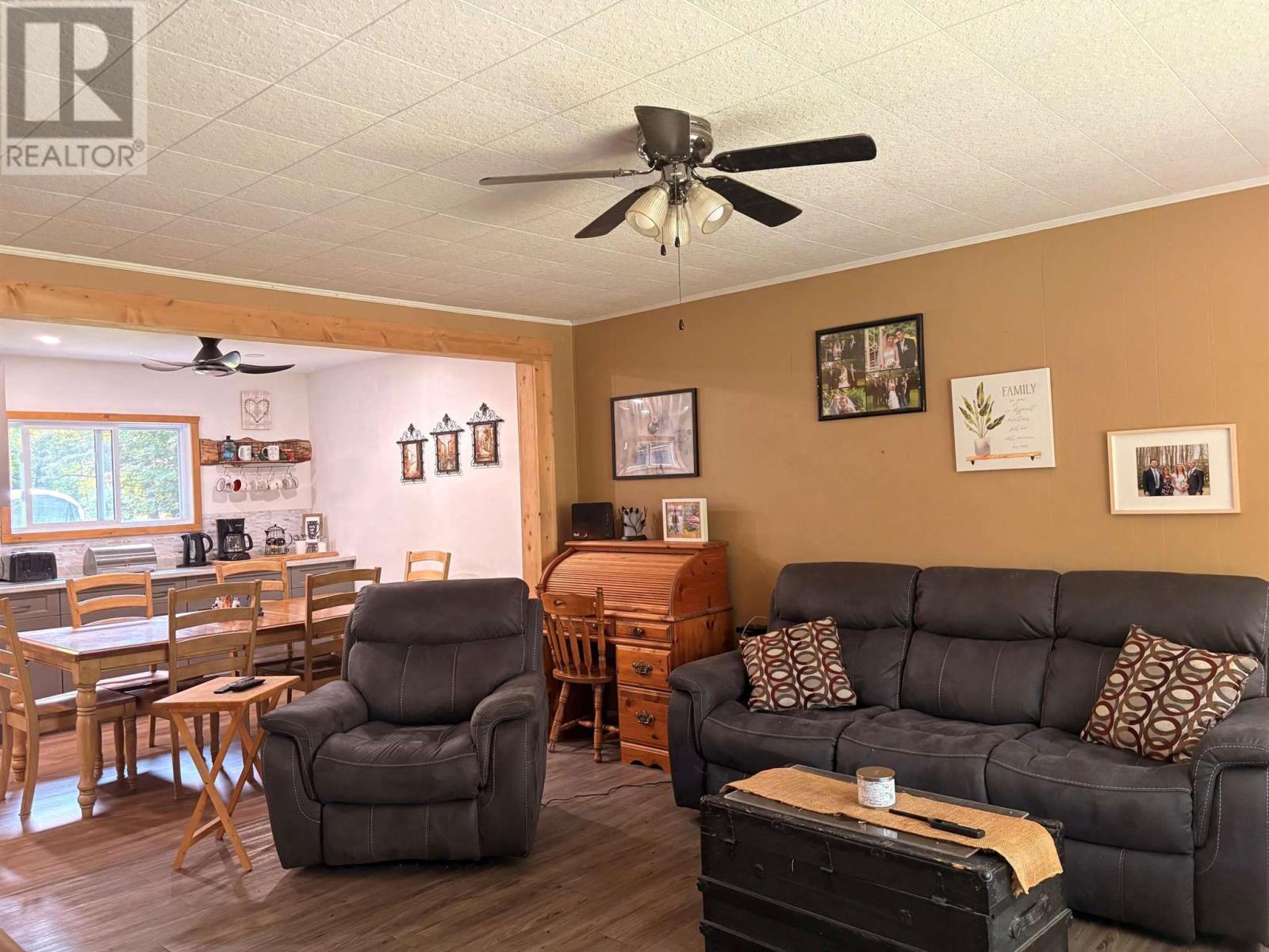 3035 Canoe Point RD, 3035 Canoe Point Road - 8