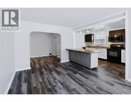 Kitchen/Dining room - 35 Alexandra Avenue, Chatham, ON N7M1X9 Photo 9