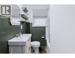 35 Alexandra Avenue, Chatham, ON N7M1X9 Photo 12