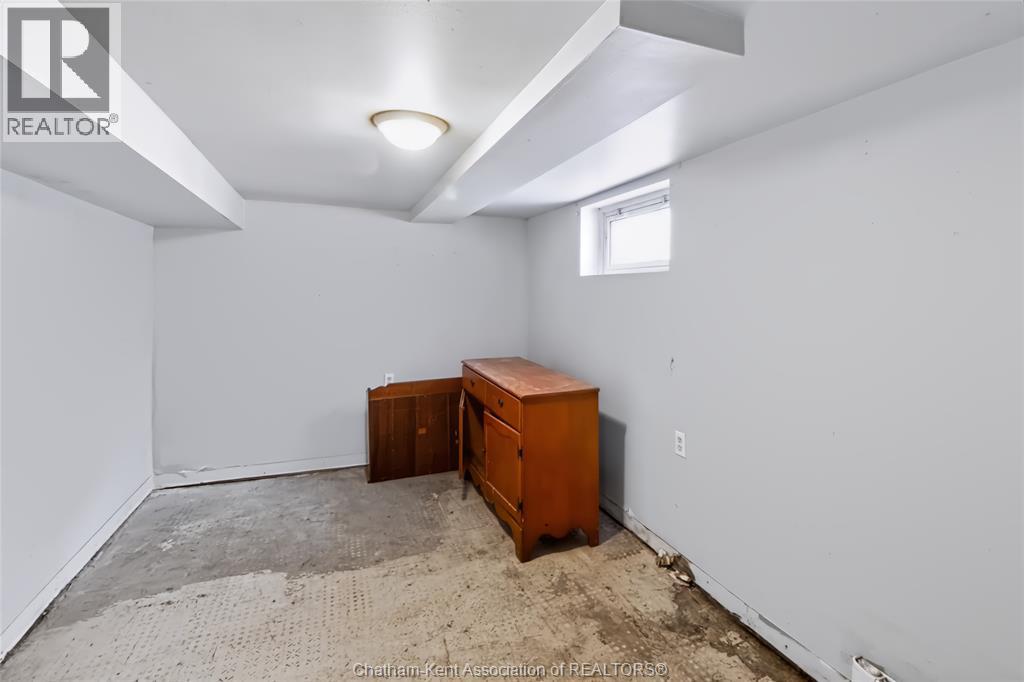 35 Alexandra AVENUE - Image 16