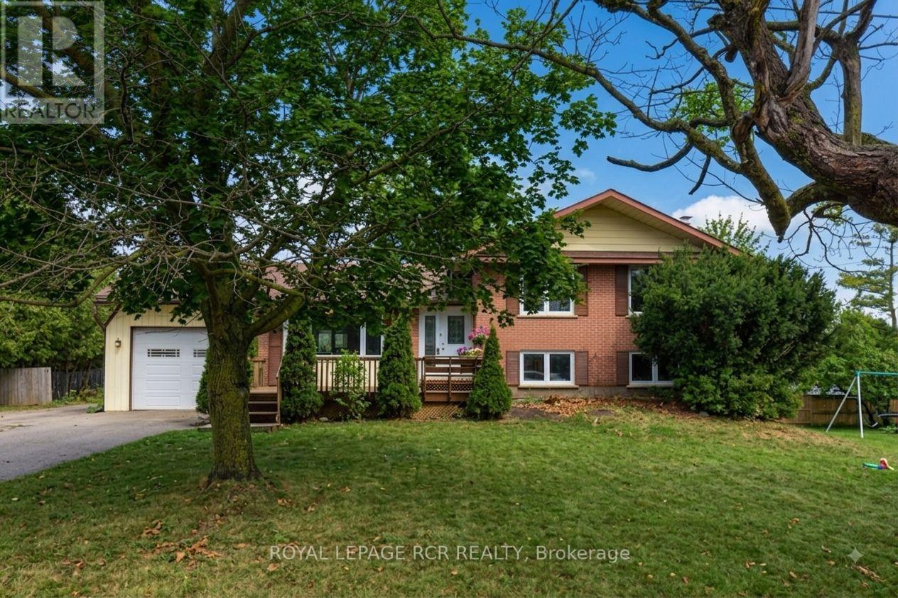704 OWEN SOUND STREET - 26