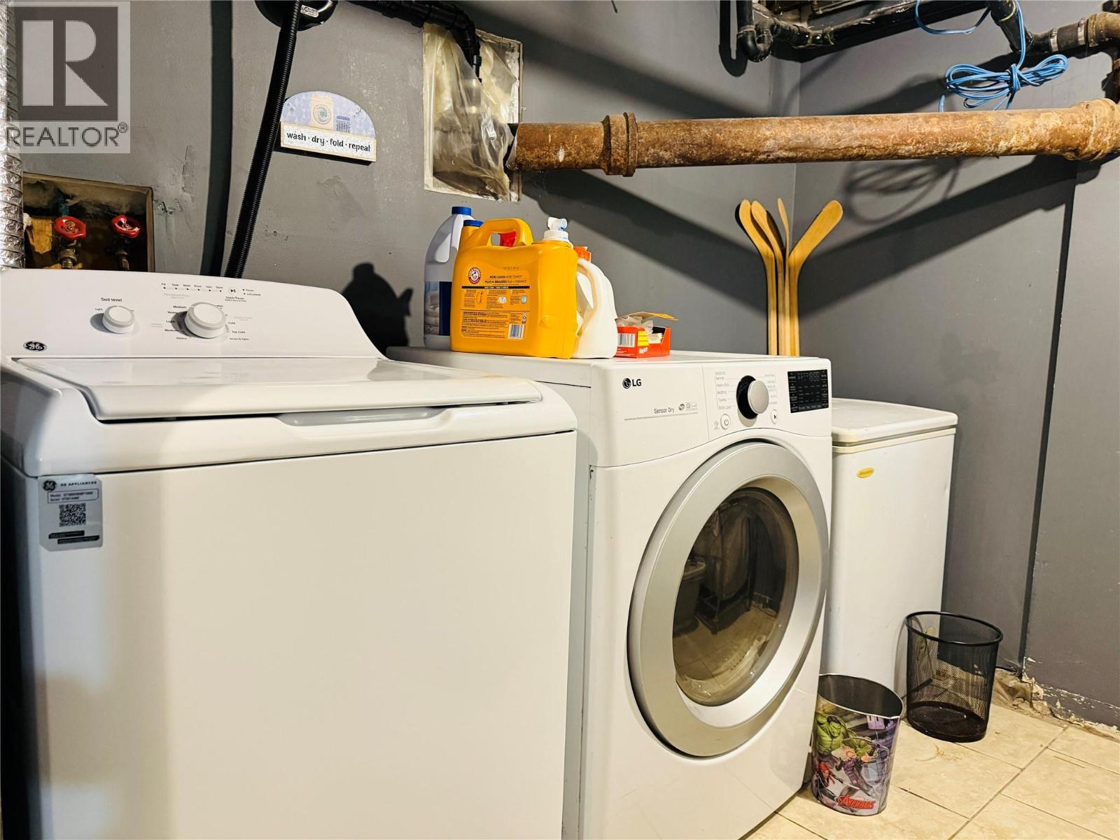 205 Otis Street - 31