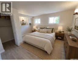 Bedroom - 859 Cartier Avenue, Moose Jaw, SK S6H1L9 Photo 10