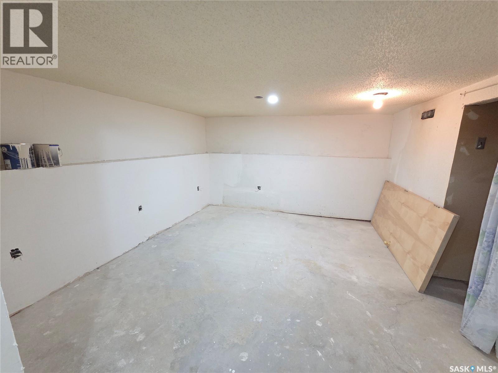 859 Cartier AVENUE - Image 21