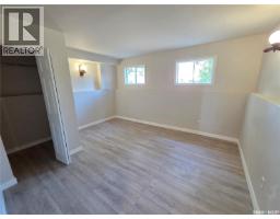 Bedroom - 859 Cartier Avenue, Moose Jaw, SK S6H1L9 Photo 11