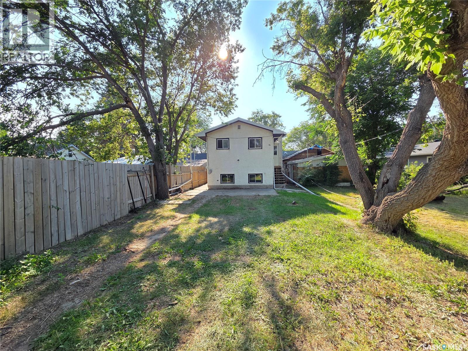 859 Cartier AVENUE - 26
