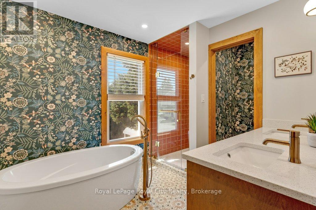 9 WILBUR STREET N - 28