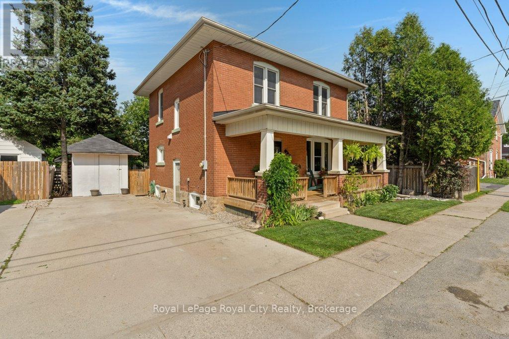 9 WILBUR STREET N - 8