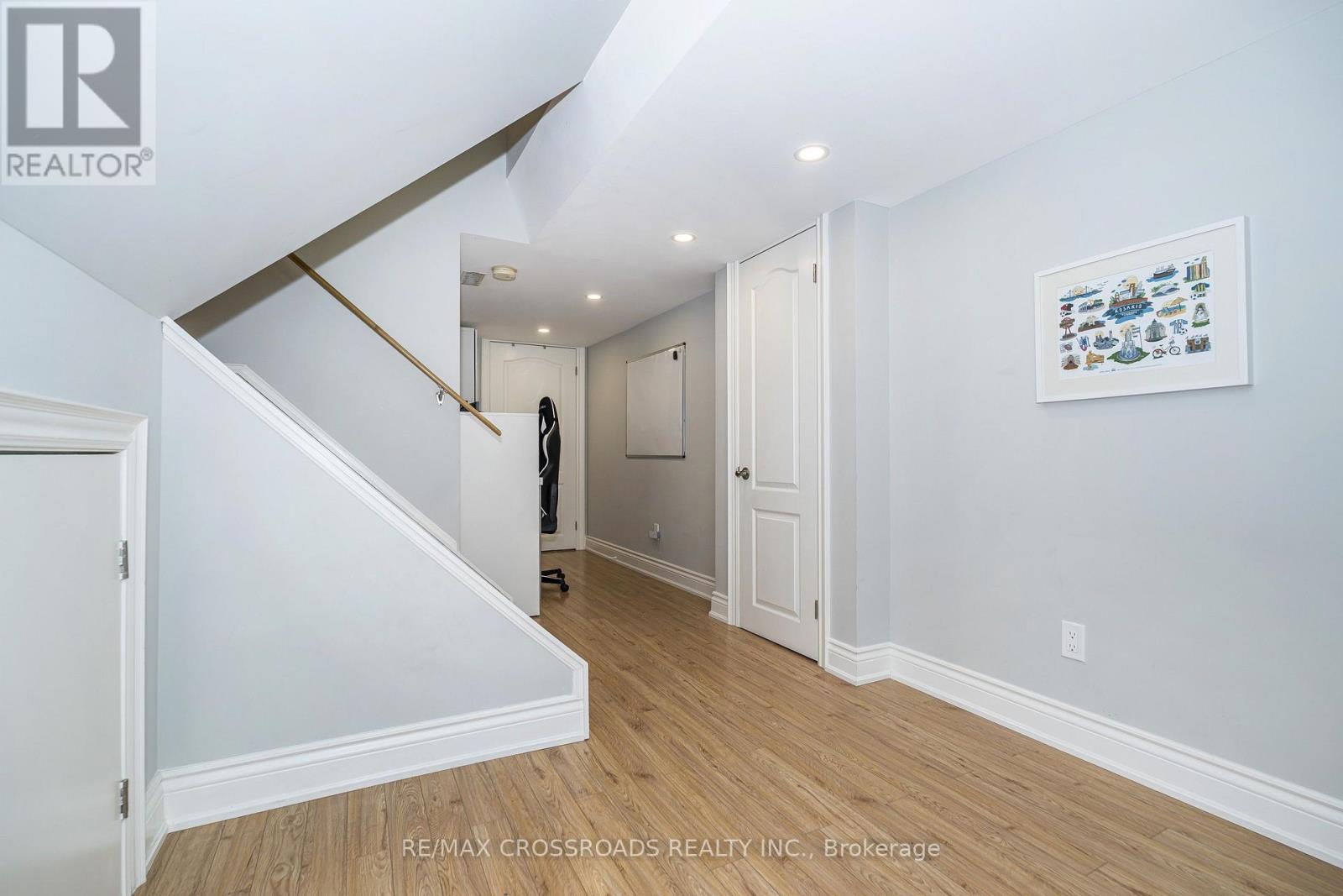 21A BRIAN DRIVE - 42