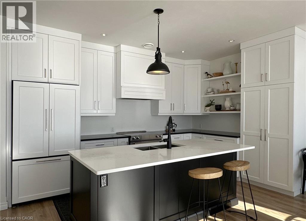 128 BROWN Street - Image 14