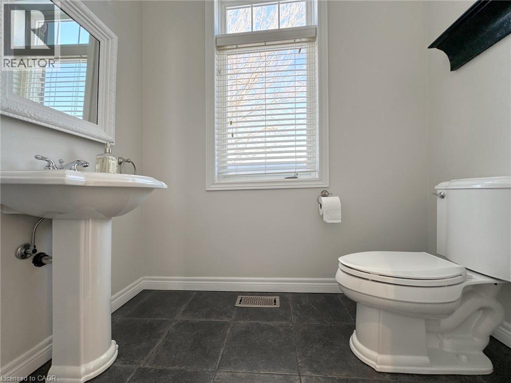128 BROWN Street - 26