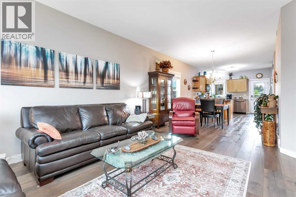 4402 54 Street - Image 6