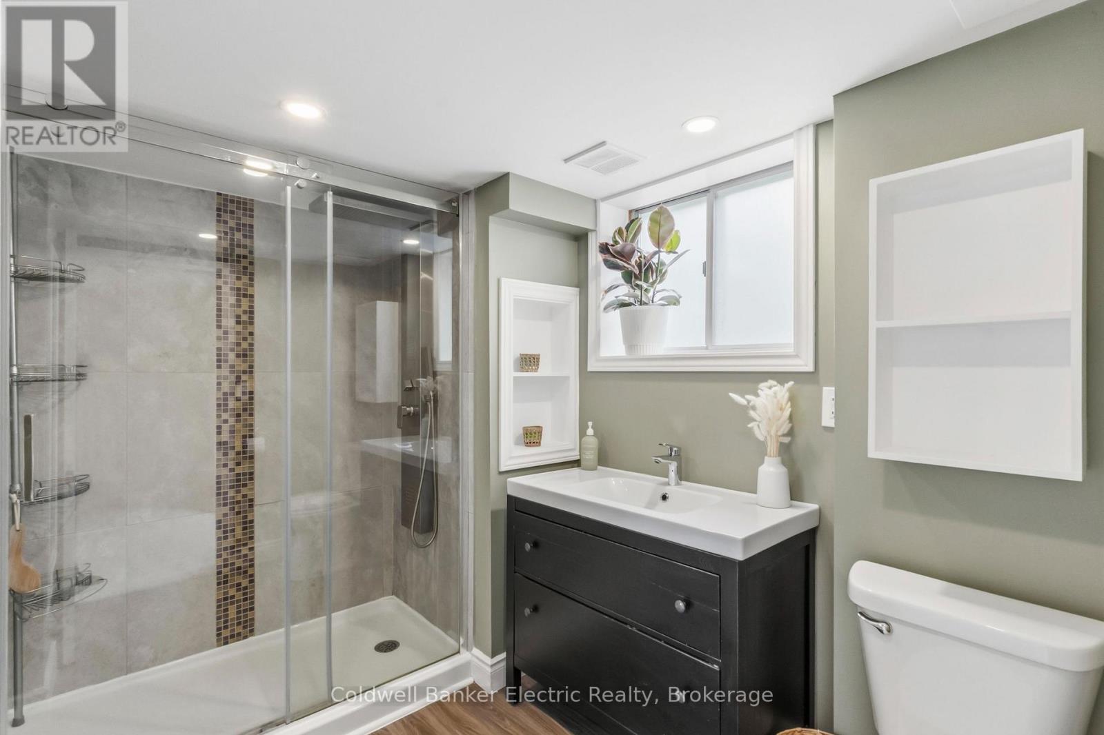 326 COCHRANE STREET - Image 20