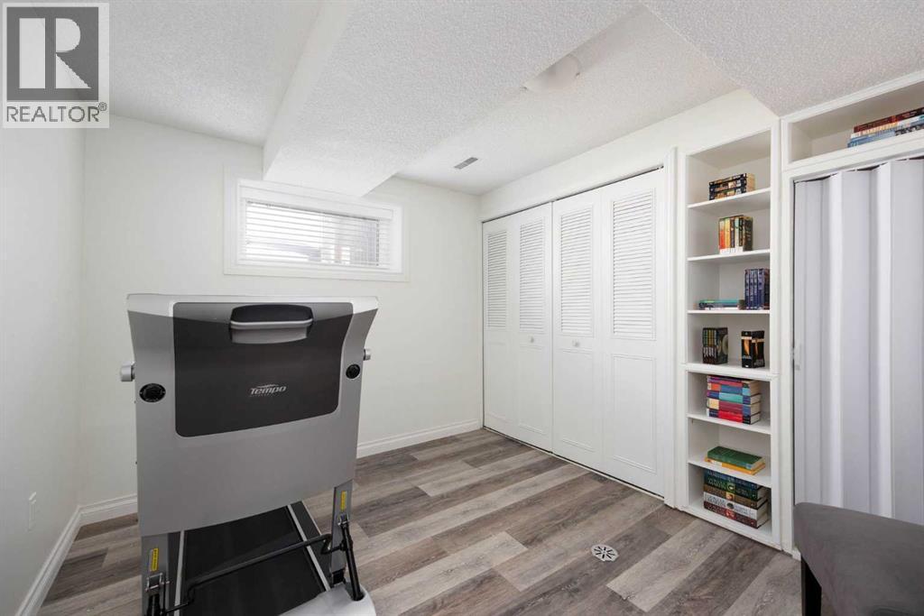 176 Brett Drive - Image 37