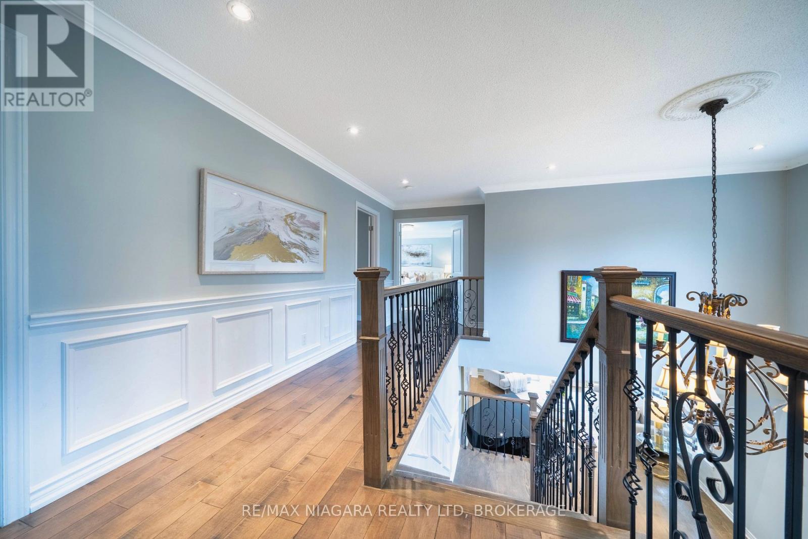 2 AITKEN CIRCLE - Image 25