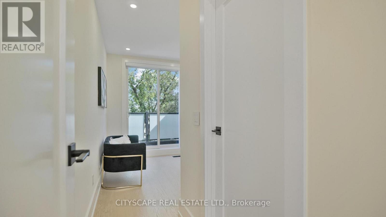 39 KENWORTHY AVENUE - 19