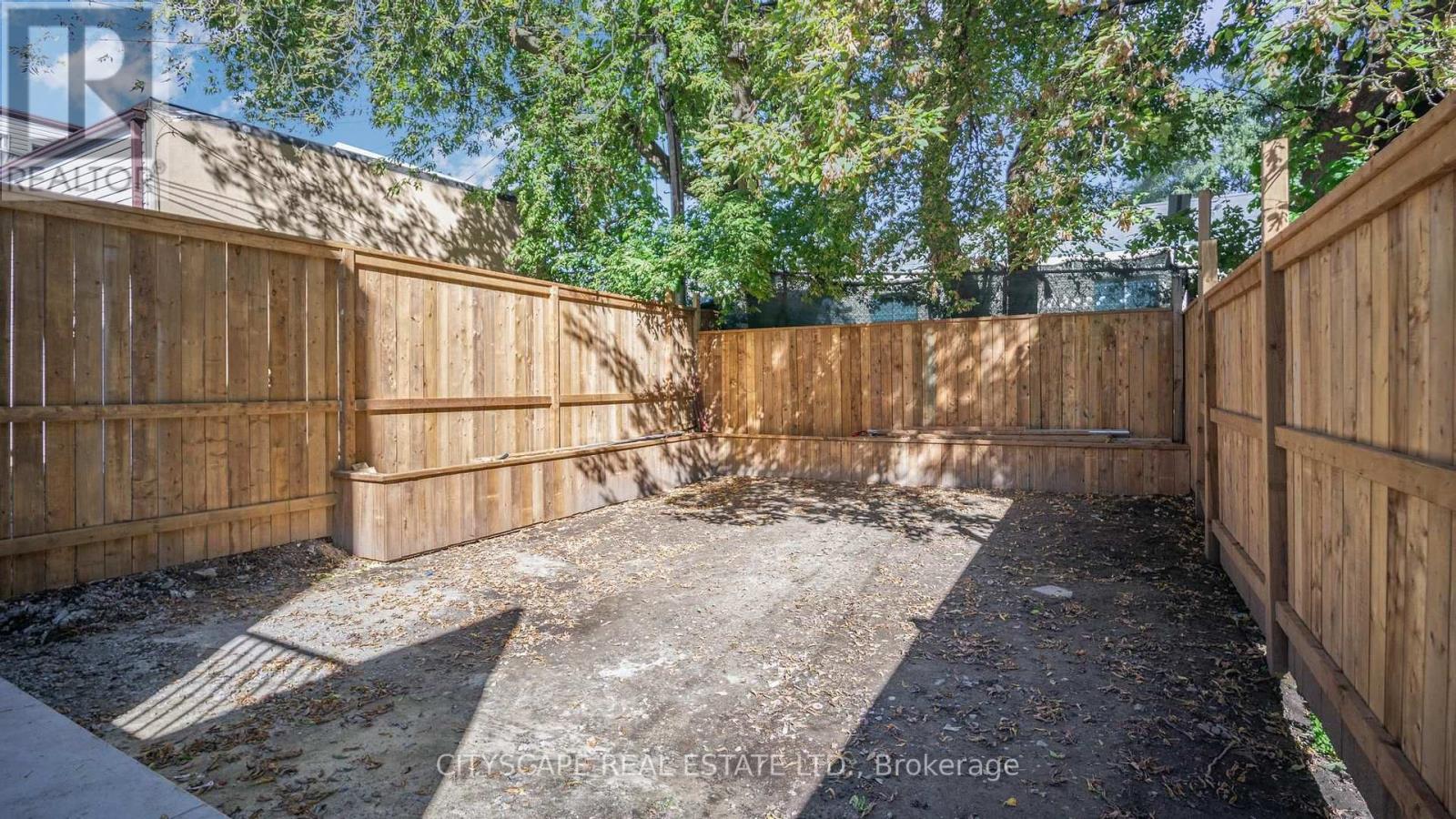 39 KENWORTHY AVENUE - 28