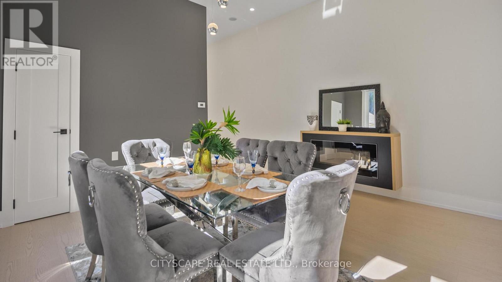 39 KENWORTHY AVENUE - 41