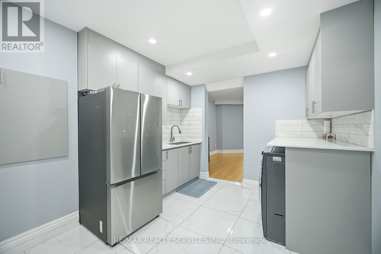 3 VALLEY HILL DRIVE - 37