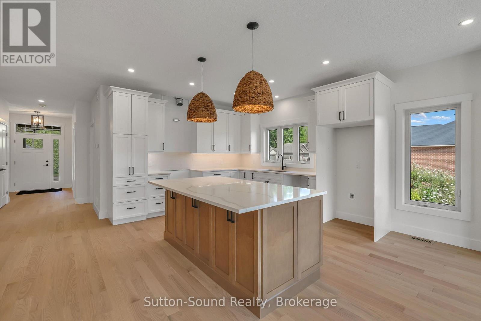 335 6TH AVENUE W - 13