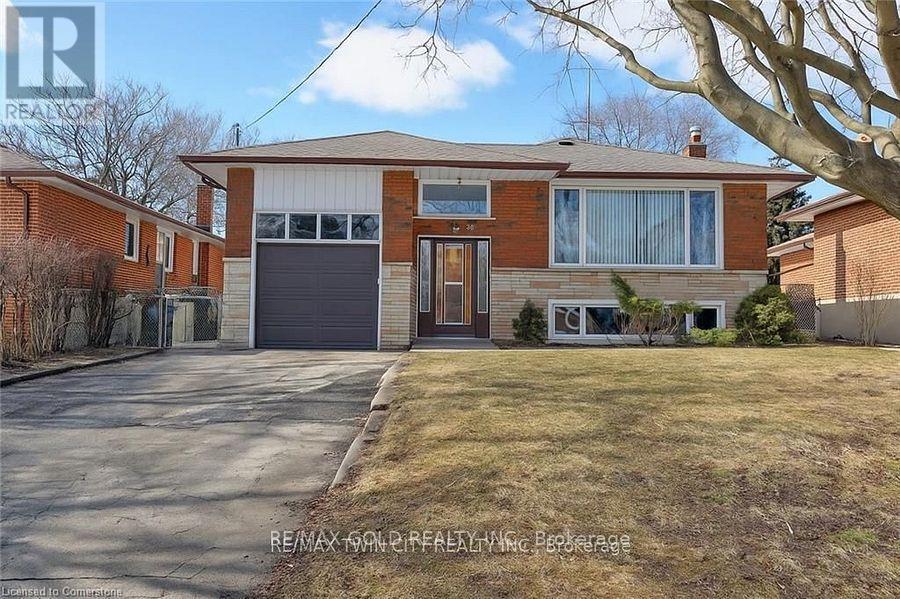 Photo of 30 Moynes Avenue