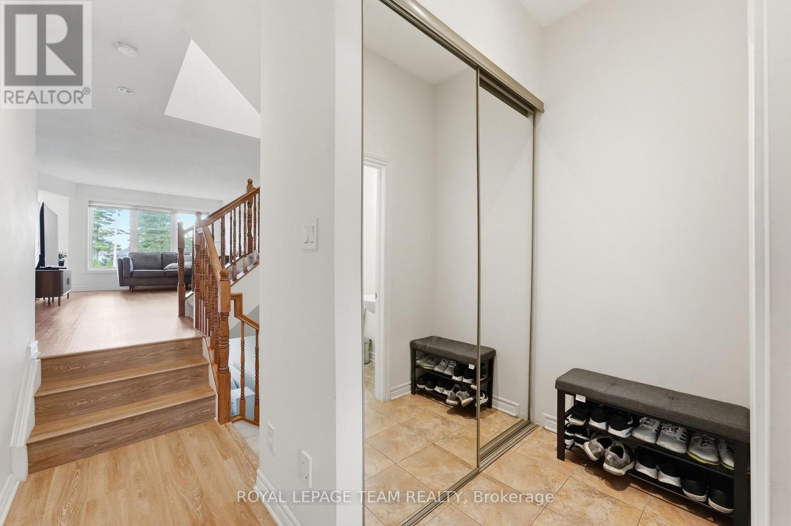 3 Bed, 3 Bath House for Rent in Ottawa – 258 FORESTBROOK STREET, Ottawa – MLS# X13671846 - Image 15