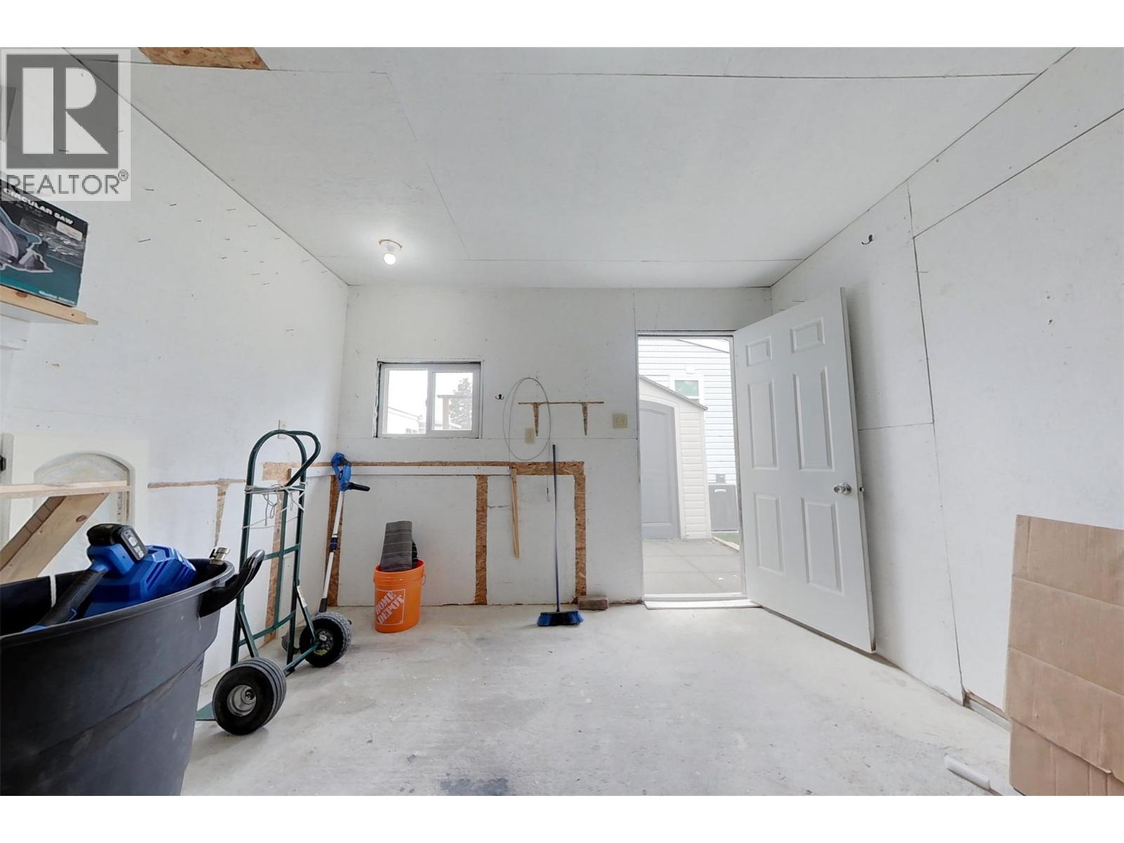 #61 724 Innes Avenue - 19