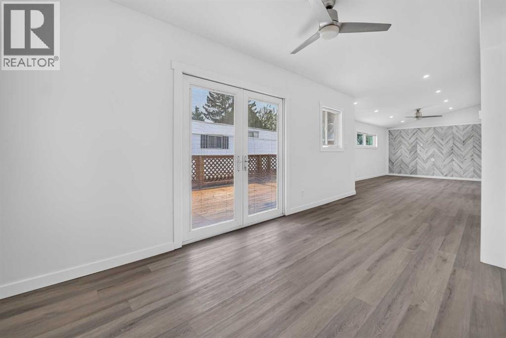 #22, 1410 43 Street S - 17