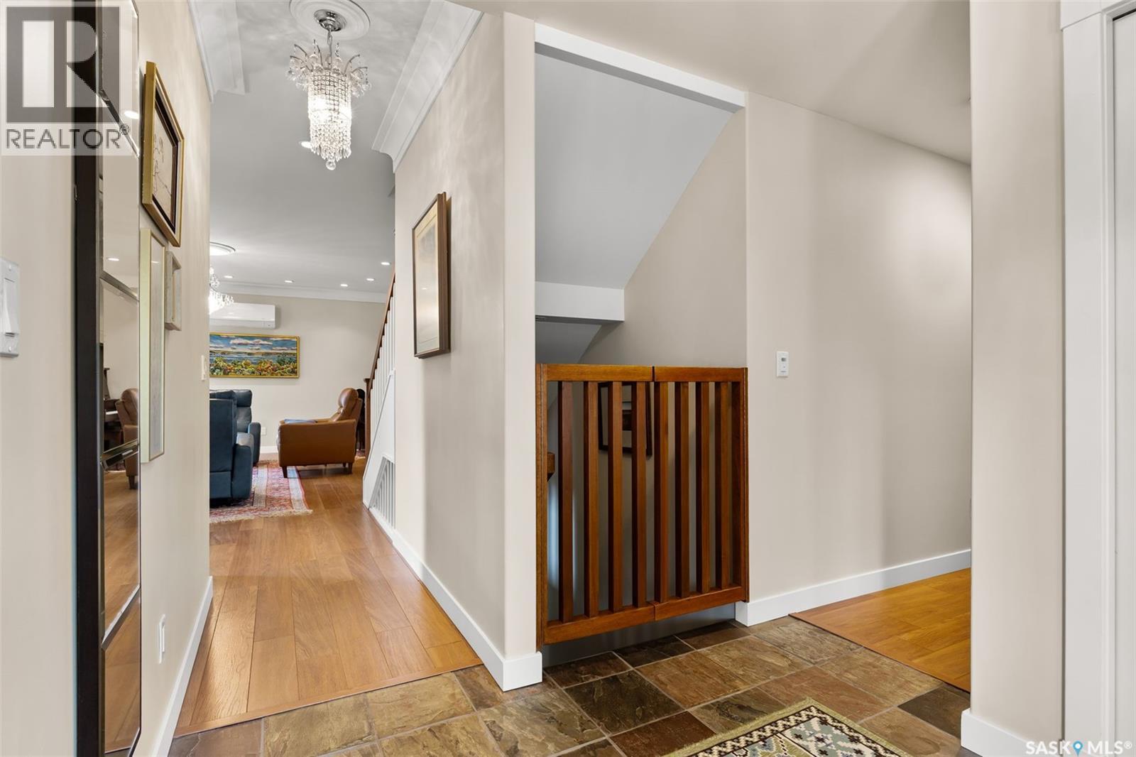 475 James STREET S - Image 8