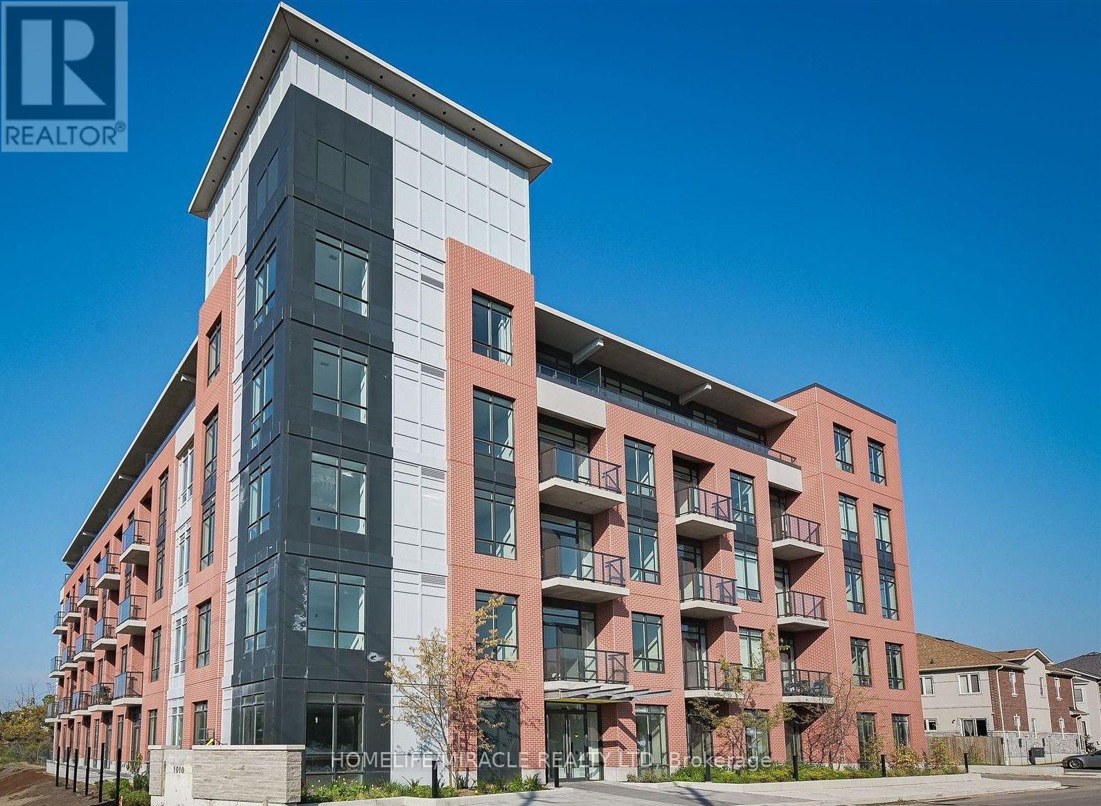 220 - 1010 DUNDAS STREET E