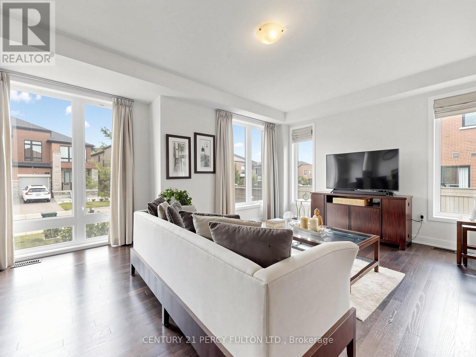91 BADGEROW WAY - 12