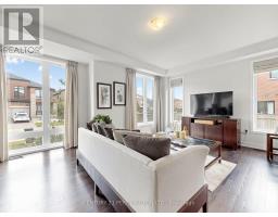 91 Badgerow Way, Aurora, ON L4G0Z5 Photo 12