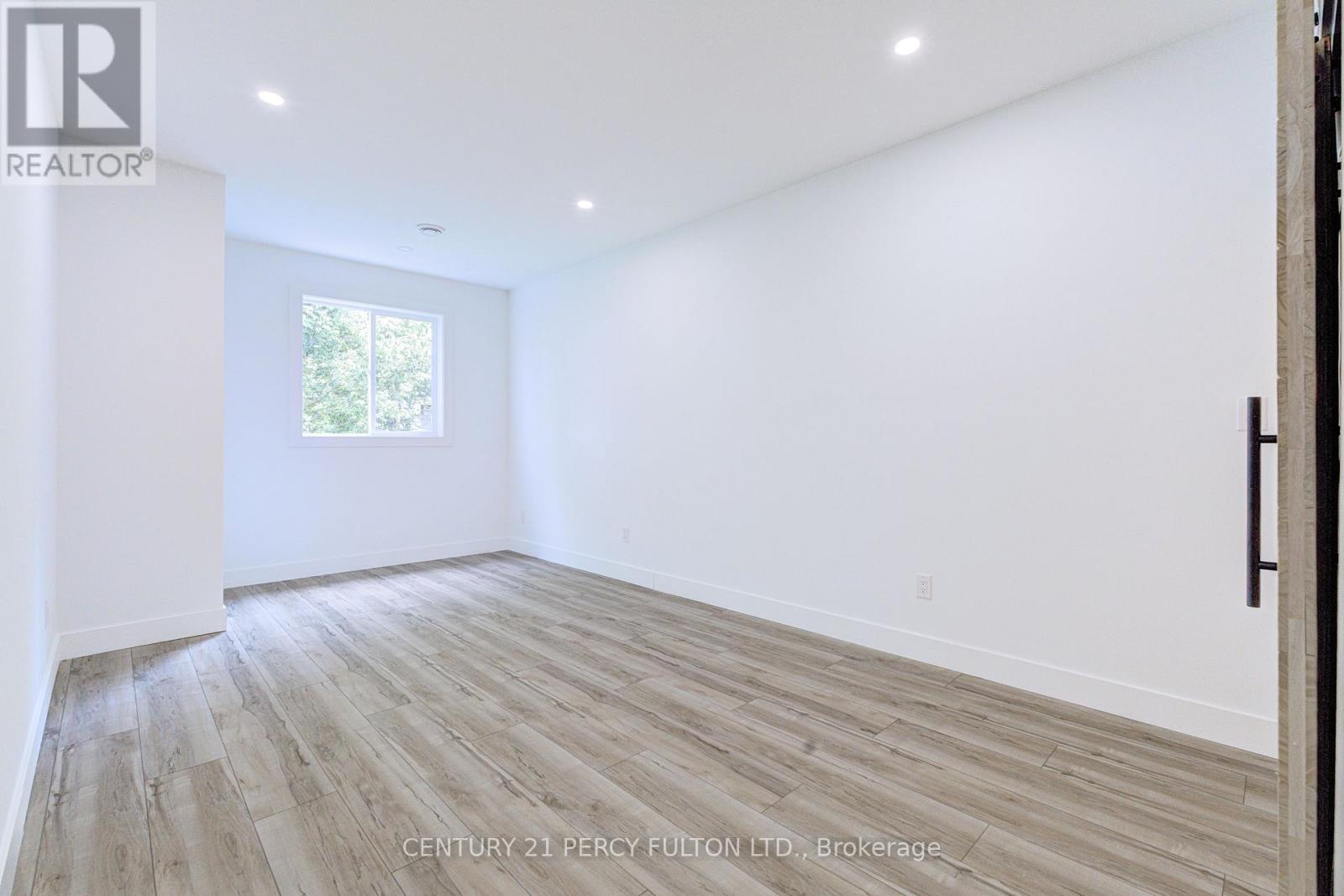15 BECHTEL STREET - Image 35