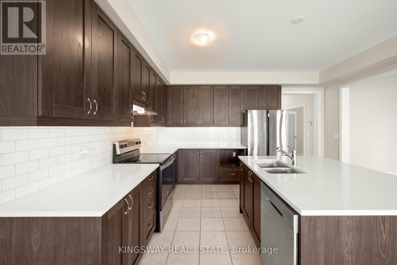 101 YORK DRIVE - Image 13