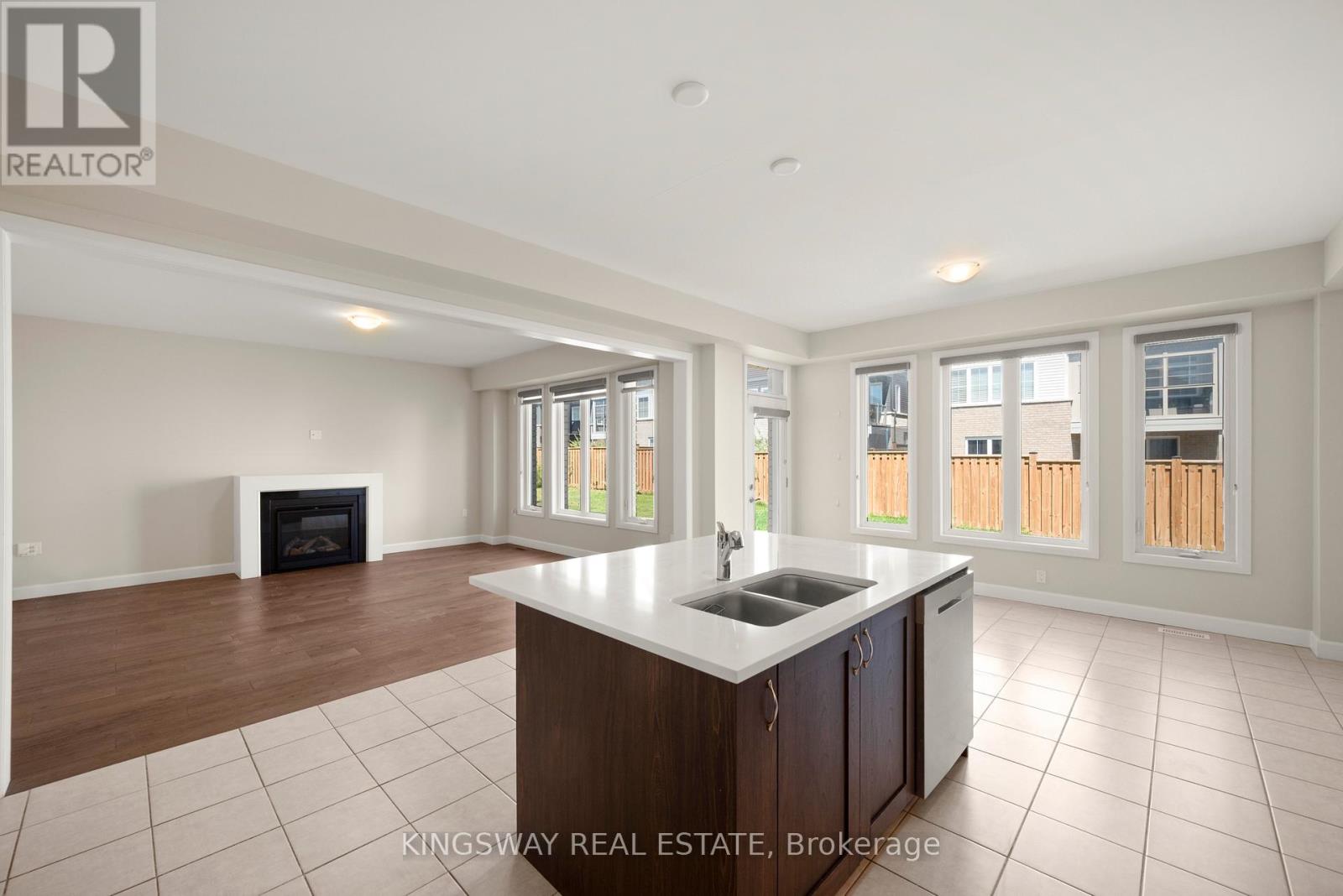 101 YORK DRIVE - 15