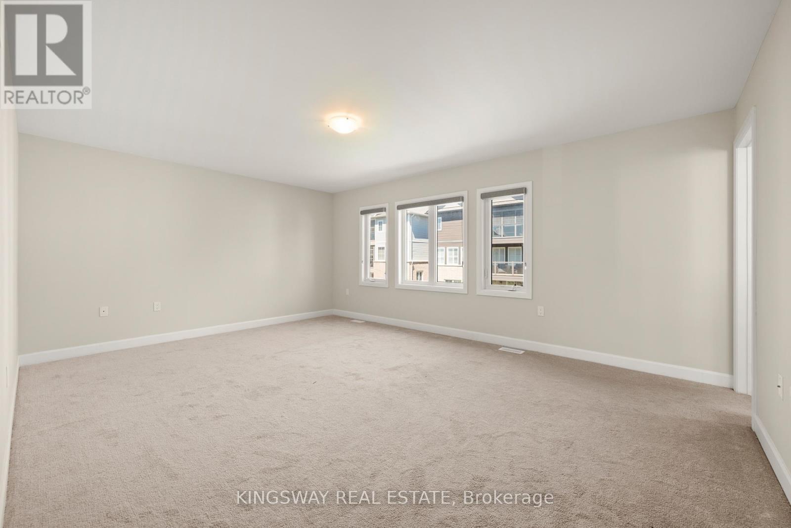 101 YORK DRIVE - 25