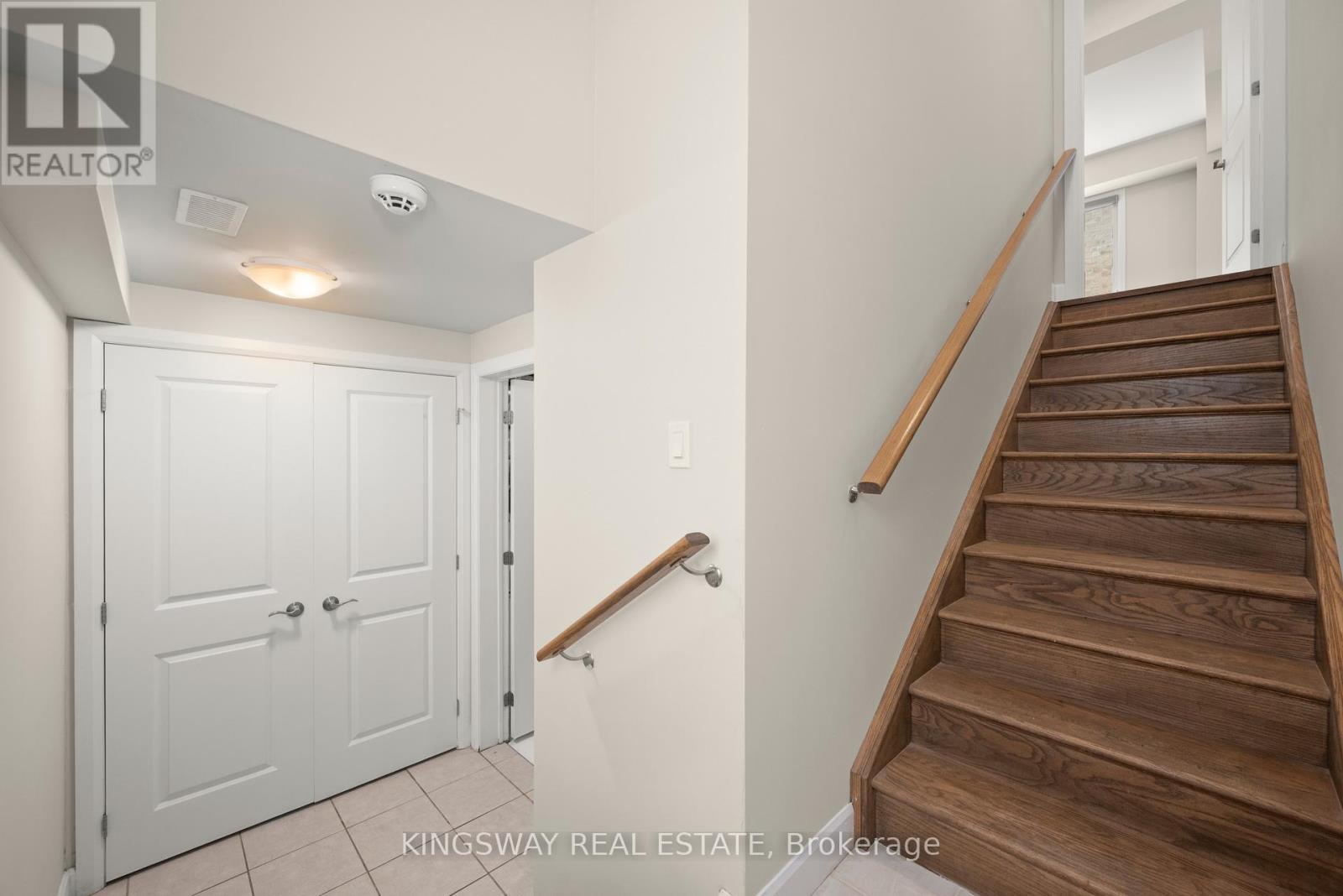 101 YORK DRIVE - Image 29