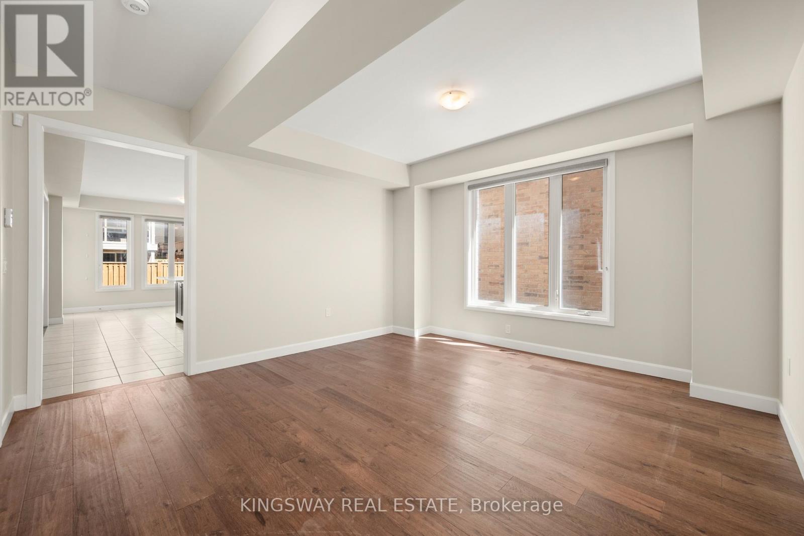 101 YORK DRIVE - Image 8