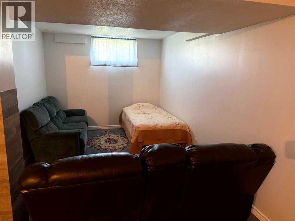 325 2 Avenue North - Photo 22