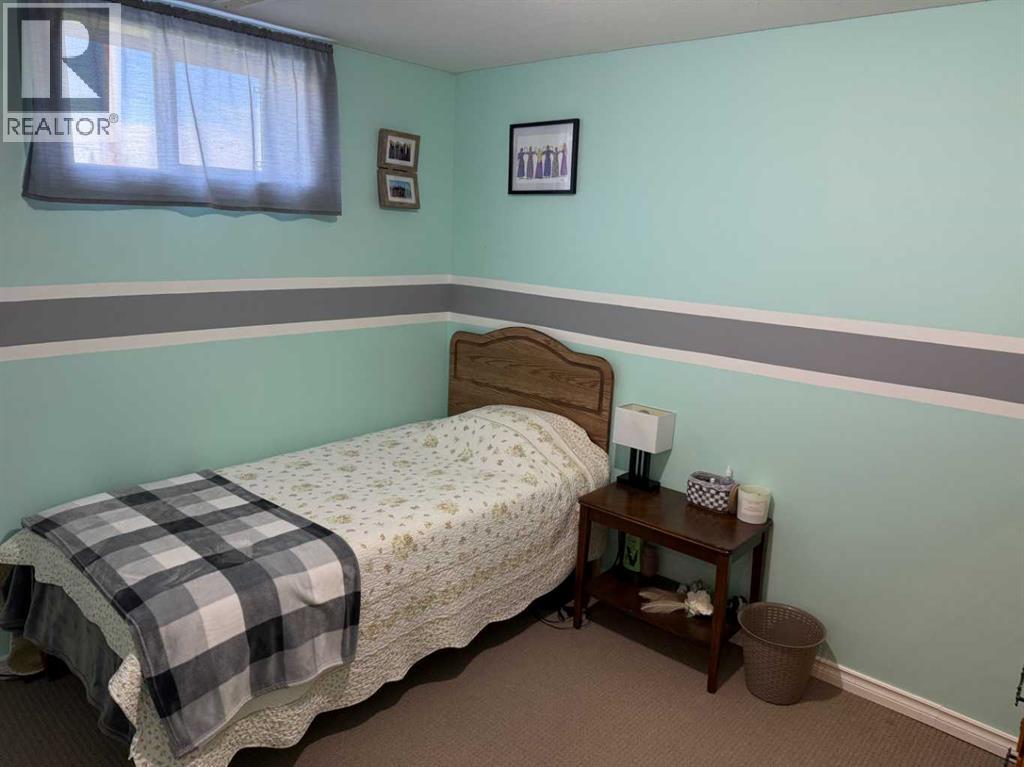 325 2 Avenue North - Photo 18
