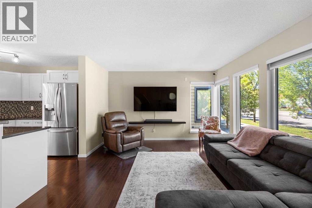 140 Walden Gate SE - 8