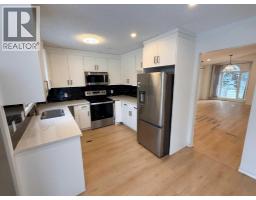 651 Macewan Drive NW - photo 2