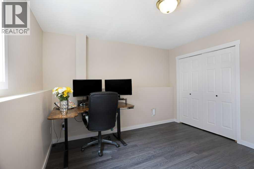 50 Chilcotin Way W - Image 31