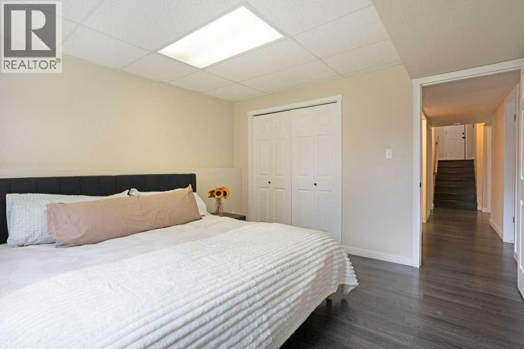 50 Chilcotin Way W - 29