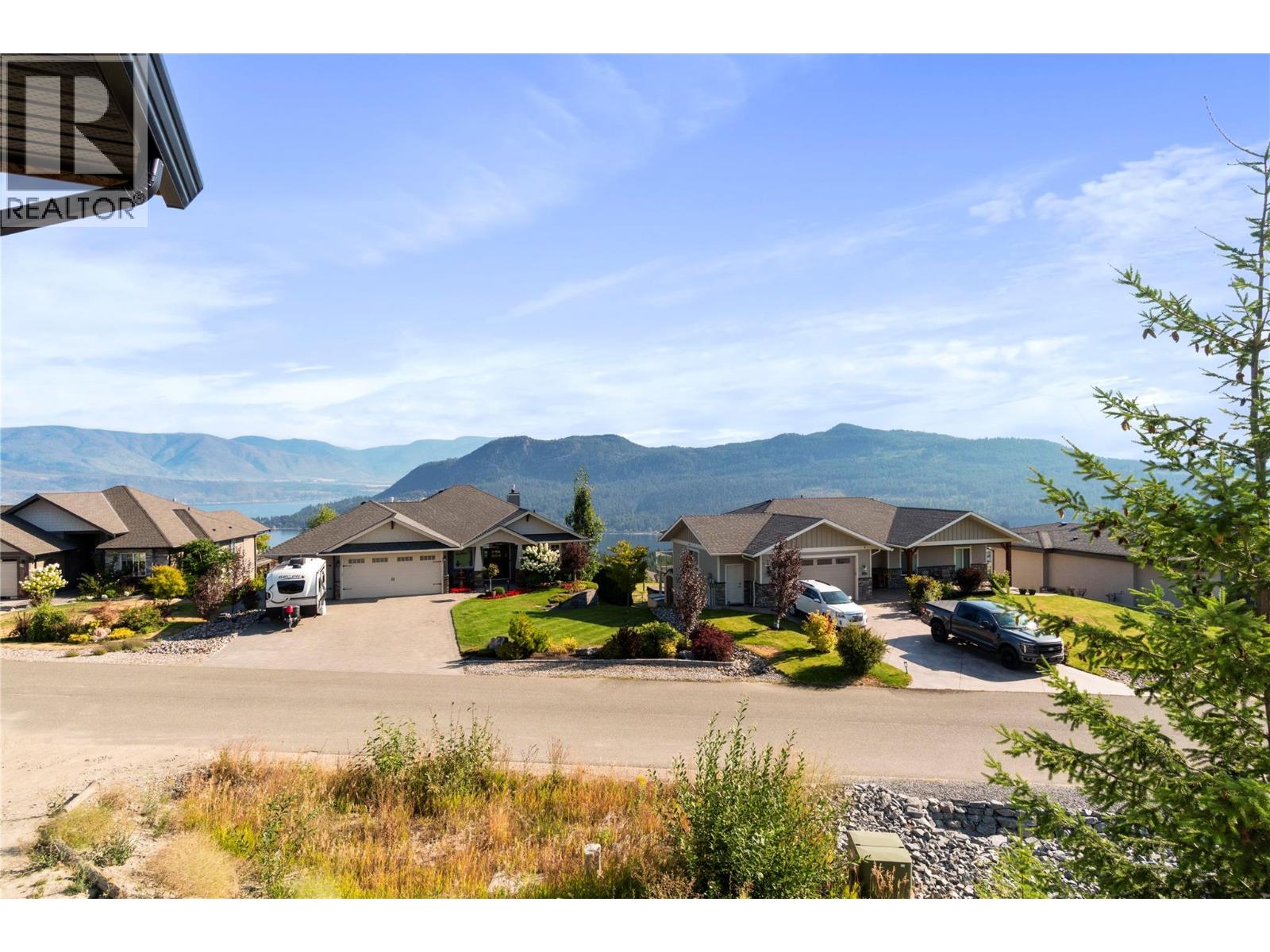 2545 Panoramic Way - Image 64