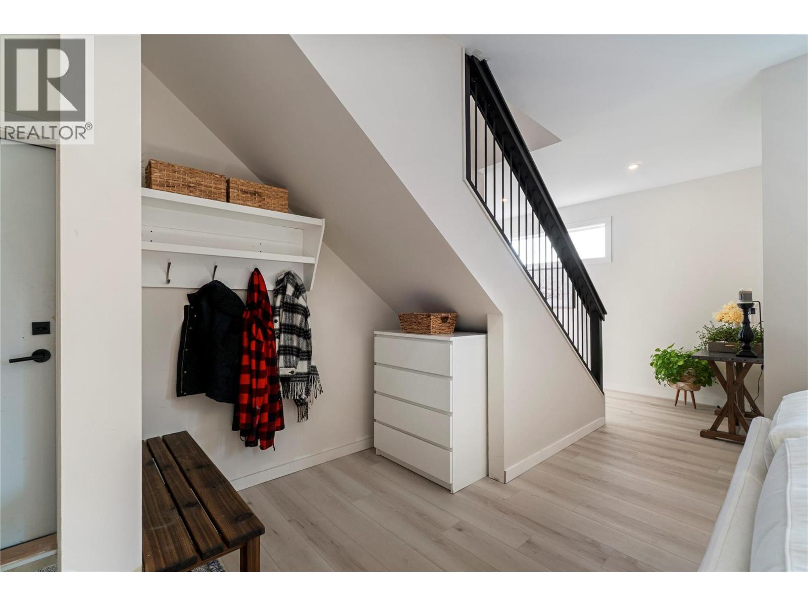 2545 Panoramic Way - Image 47