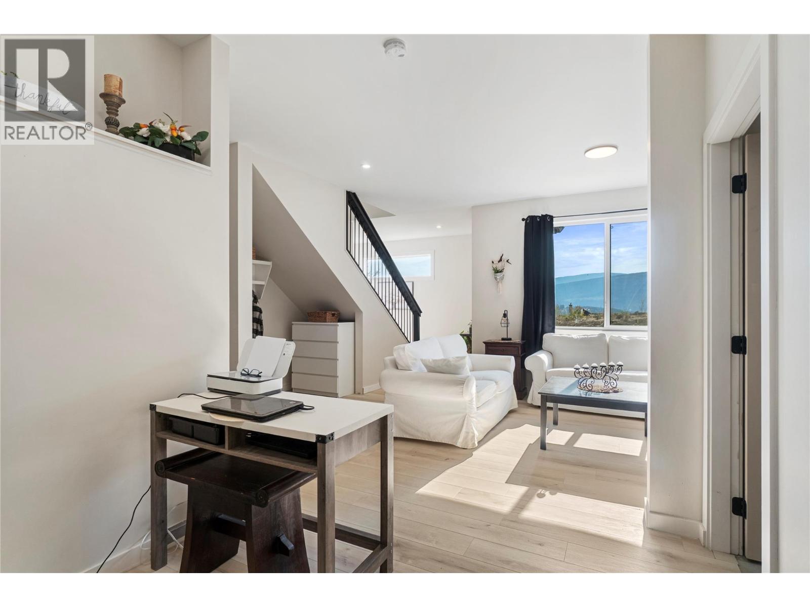 2545 Panoramic Way - 46
